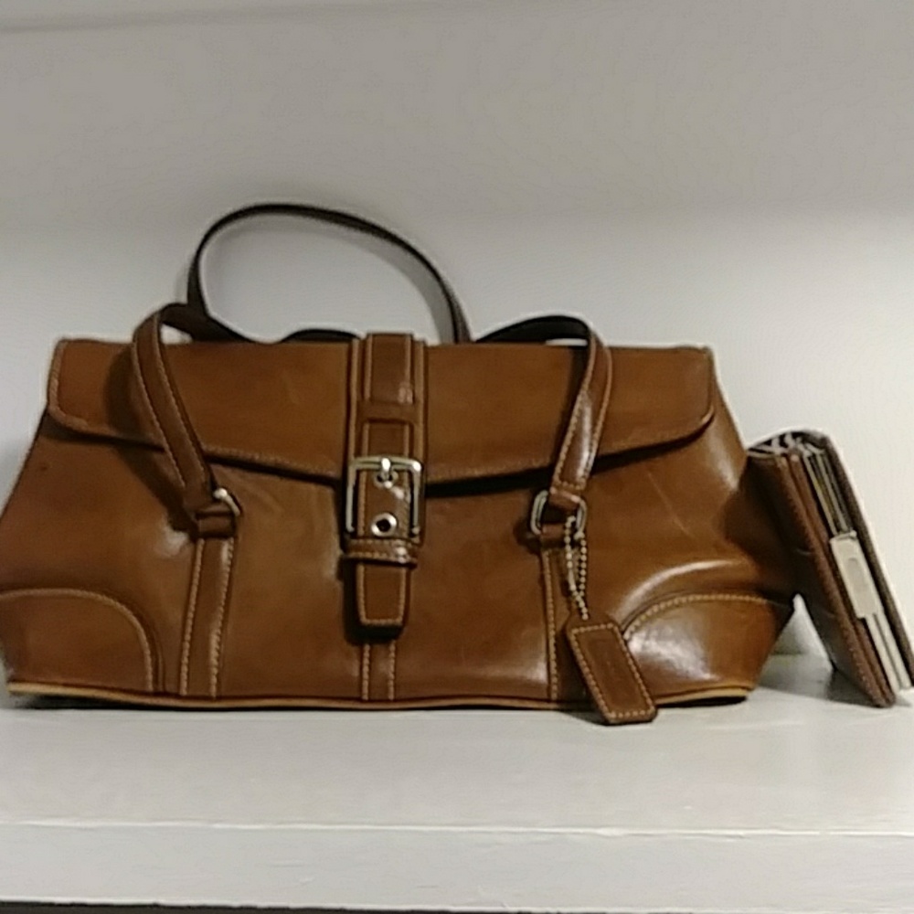 Coach Purse - Picture 3 of 7